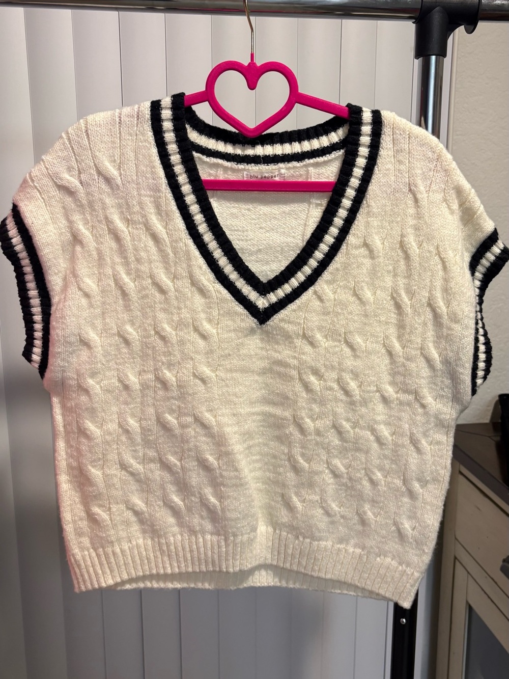 Blu Pepper White Cable Knit V-Neck Sweater Vest with Black Trim